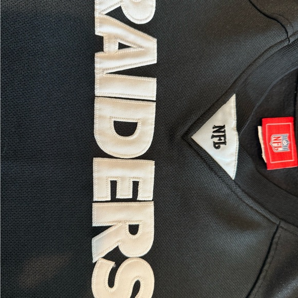 Men’s Vintage NFL Raiders Embroidered Therma Fit Pullover M - Great Condition! - Picture 5 of 5